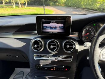 Mercedes-Benz GLC 2.1 GLC220d Sport (Premium) G-Tronic 4MATIC Euro 6 (s/s) 5dr