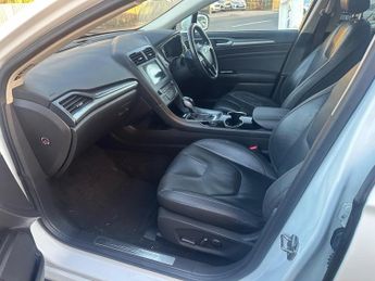 Ford Mondeo 2.0T EcoBoost Titanium Auto Euro 6 (s/s) 5dr