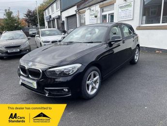 BMW 118 1.5 118i SE Hatchback 5dr Petrol Manual Euro 6 (s/s) (136 ps)