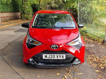 Toyota AYGO 1.0 VVT-i x-trend Funroof x-shift Euro 6 5dr