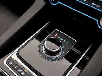 Jaguar F-PACE 2.0 D180 Prestige Auto AWD Euro 6 (s/s) 5dr