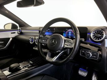 Mercedes-Benz A Class 1.3 A250e 15.6kWh AMG Line Edition (Executive) 8G-DCT Euro 6 (s/