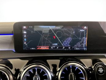 Mercedes-Benz A Class 1.3 A250e 15.6kWh AMG Line Edition (Executive) 8G-DCT Euro 6 (s/