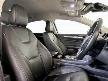 Ford Mondeo 2.0 TDCi Titanium Euro 6 (s/s) 5dr