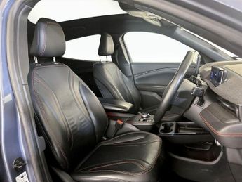 Ford Mustang Mach-E Extended Range 91kWh AWD 5dr