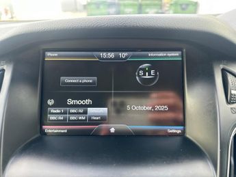 Ford Focus 1.6 Zetec Powershift Euro 6 5dr
