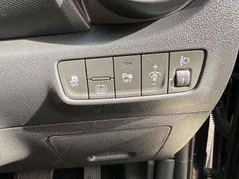 Hyundai KONA 1.6 h-GDi SE Connect DCT Euro 6 (s/s) 5dr