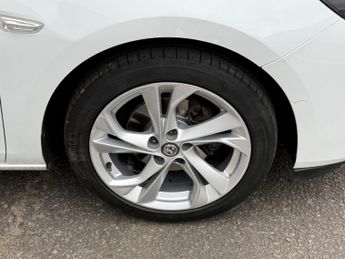 Vauxhall Astra 1.4i Turbo SRi Nav Sports Tourer CVT Euro 6 (s/s) 5dr