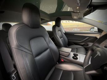 Tesla Model 3 LONG RANGE AWD