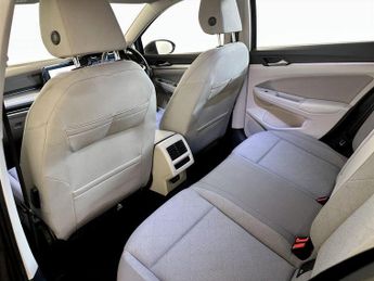 Volkswagen Golf 2.0 TDI Life Euro 6 (s/s) 5dr