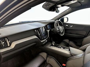 Volvo XC60 2.0 B4 MHEV R-Design Auto AWD Euro 6 (s/s) 5dr
