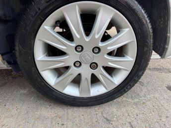 Honda Jazz 1.4 i-DSI SE CVT-7 5dr
