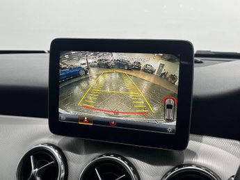 Mercedes-Benz GLA 2.1 GLA200d Sport (Executive) 7G-DCT 4MATIC Euro 6 (s/s) 5dr