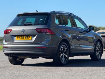 Volkswagen Tiguan 2.0 TDI SE Navigation DSG Euro 6 (s/s) 5dr