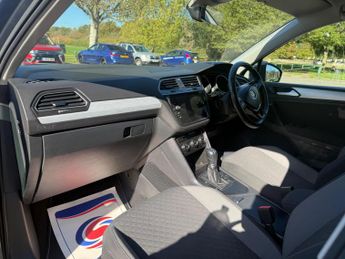 Volkswagen Tiguan 2.0 TDI SE Navigation DSG Euro 6 (s/s) 5dr