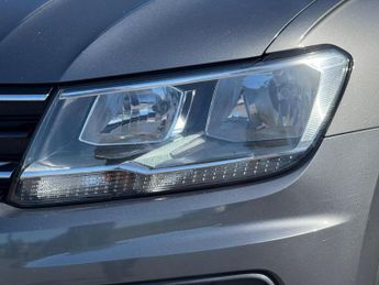 Volkswagen Tiguan 2.0 TDI SE Navigation DSG Euro 6 (s/s) 5dr