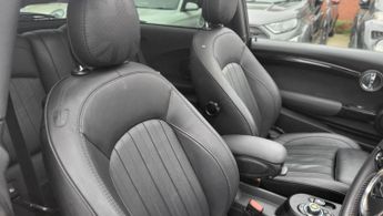MINI Electric Hatch Cooper SE 32.6kWh Level 3 Auto 3dr