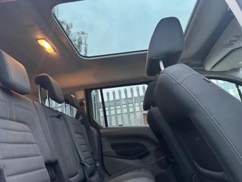 Ford Tourneo Connect 1.5 EcoBlue Titanium Auto Euro 6 (s/s) 5dr