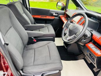 Honda Stepwagon 2.0 SPADA,8 SEATER,4x4,ULEZ FREE