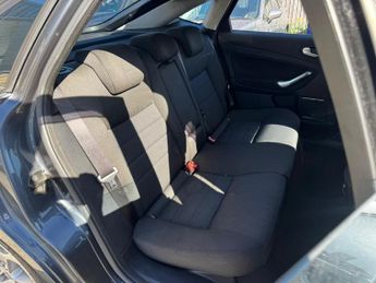 Ford Mondeo 2.0 Titanium 5dr