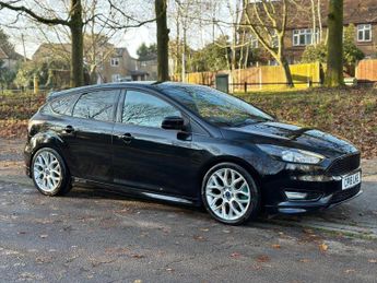 Ford Focus 1.5T EcoBoost ST-Line Euro 6 (s/s) 5dr