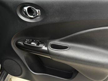 Nissan Juke 1.6 Tekna XTRON Euro 6 5dr