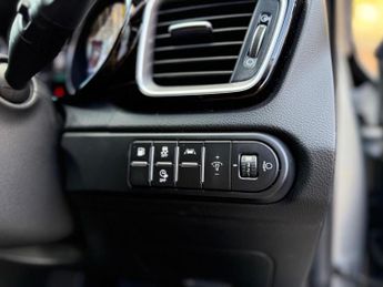 Kia XCeed 1.6 GDi 8.9kWh 3 DCT Euro 6 (s/s) 5dr