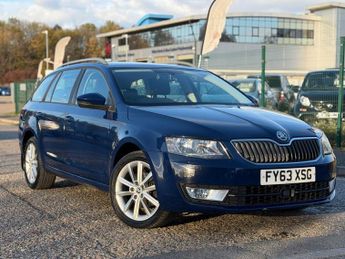 Skoda Octavia 1.4 TSI Elegance Estate 5dr Petrol DSG Euro 5 (s/s) (140 ps)