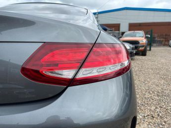 Mercedes-Benz C Class 2.1 C250d AMG Line (Premium) G-Tronic+ Euro 6 (s/s) 2dr