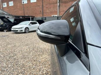 Mercedes-Benz C Class 2.1 C250d AMG Line (Premium) G-Tronic+ Euro 6 (s/s) 2dr