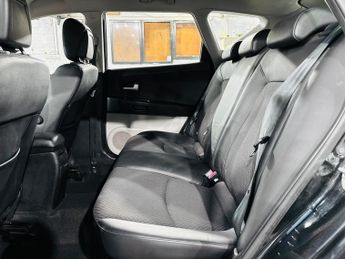 Kia Ceed 1.6 CRDi LS 5dr