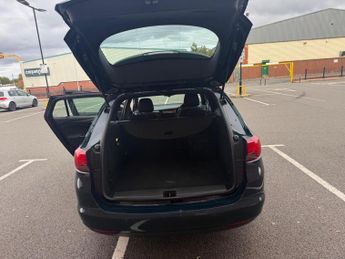 Vauxhall Astra 1.4i Turbo SRi Sports Tourer Auto Euro 6 (s/s) 5dr
