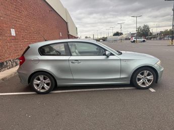 BMW 1 Series 2.0 118d SE Steptronic Euro 4 3dr