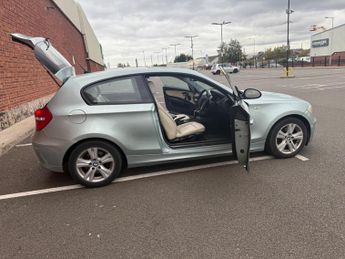 BMW 1 Series 2.0 118d SE Steptronic Euro 4 3dr