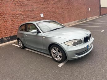 BMW 1 Series 2.0 118d SE Steptronic Euro 4 3dr
