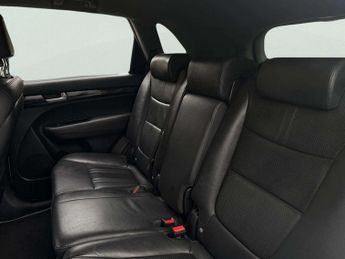 Kia Sorento 2.2 CRDi KX-2 SUV 5dr Diesel Auto Euro 5