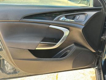 Vauxhall Insignia 2.0 CDTi SRi VX Line Nav Auto Euro 5 5dr
