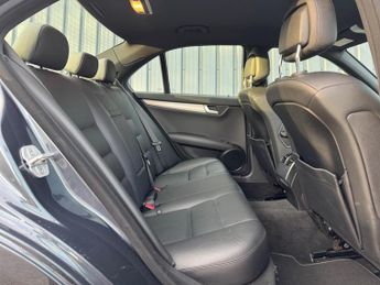 Mercedes-Benz C Class 2.1 C220 CDI BlueEfficiency AMG Sport G-Tronic+ Euro 5 (s/s) 4dr