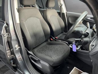 Vauxhall Corsa 1.4i ecoTEC Design Hatchback 5dr Petrol Auto Euro 6 (90 ps)