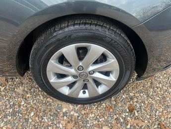 Vauxhall Corsa 1.4i ecoTEC Design Hatchback 5dr Petrol Auto Euro 6 (90 ps)