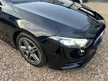 Mercedes-Benz A Class 2.0 A200d AMG Line (Premium) Hatchback 5dr Diesel 8G-DCT Euro 6 