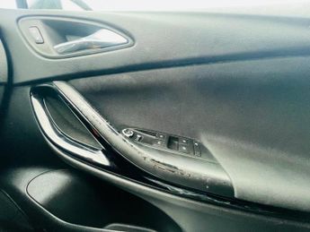 Vauxhall Astra 1.4i Turbo SRi Auto Euro 6 (s/s) 5dr