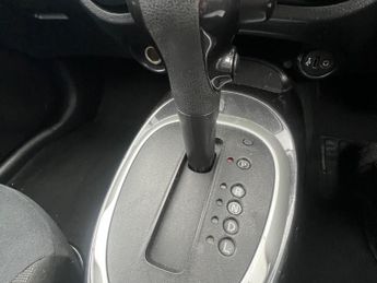 Nissan Juke 1.6 Acenta Premium XTRON Euro 5 5dr