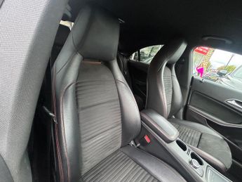 Mercedes-Benz CLA 2.1 CLA220d AMG Line Coupe 7G-DCT Euro 6 (s/s) 4dr