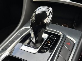 MG MG HS 1.5 T-GDI 16.6kWh SE Auto Euro 6 (s/s) 5dr