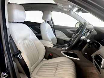 Jaguar F-PACE 2.0 D180 Portfolio Auto AWD Euro 6 (s/s) 5dr