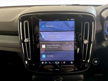 Volvo XC40 2.0 B3 MHEV Plus DCT Auto Euro 6 (s/s) 5dr