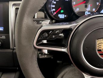 Porsche Macan 3.0 V6 S PDK 4WD Euro 6 (s/s) 5dr