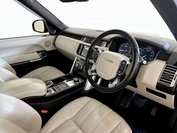 Land Rover Range Rover 4.4 SD V8 Autobiography Auto 4WD Euro 6 (s/s) 5dr