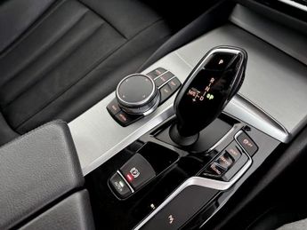 BMW 5 Series 3.0 530d SE Auto xDrive Euro 6 (s/s) 4dr